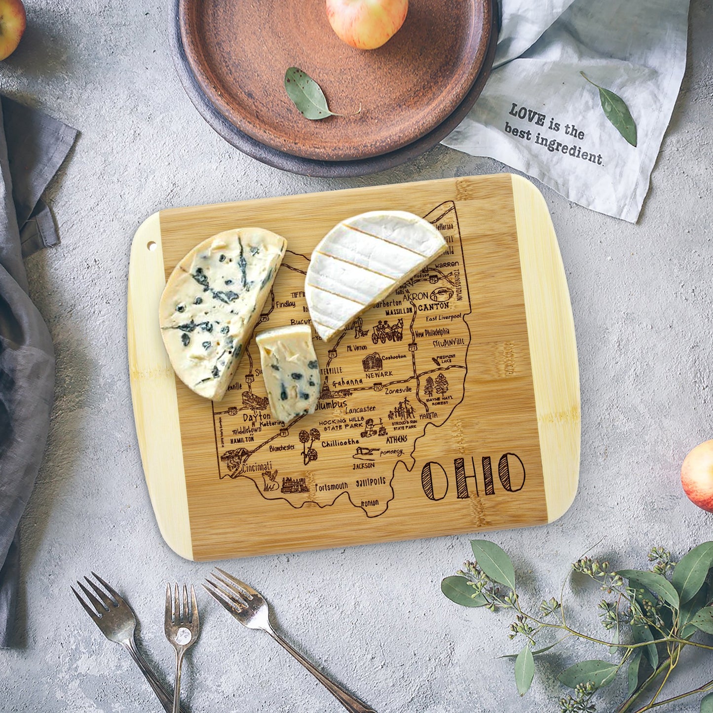 OHIO BAMBOO LASER-ETCHED CUTTING & SERVING BOARD